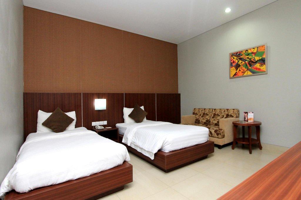 טנג'ונג פנדן Grand Hatika Hotel מראה חיצוני תמונה