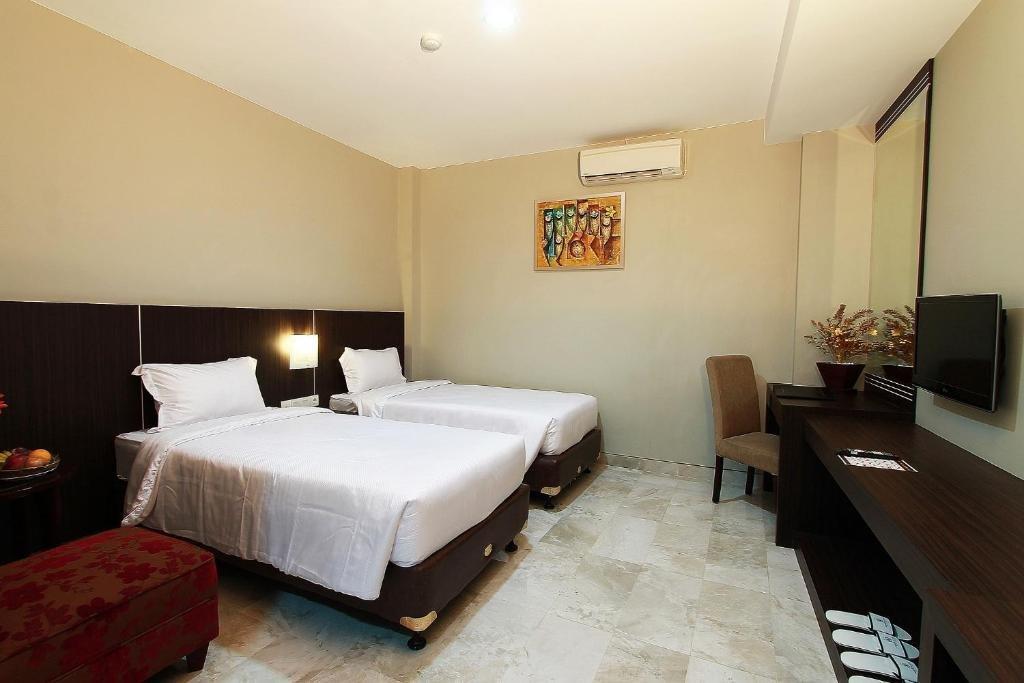 טנג'ונג פנדן Grand Hatika Hotel מראה חיצוני תמונה