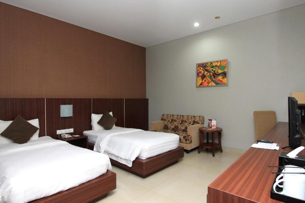 טנג'ונג פנדן Grand Hatika Hotel מראה חיצוני תמונה