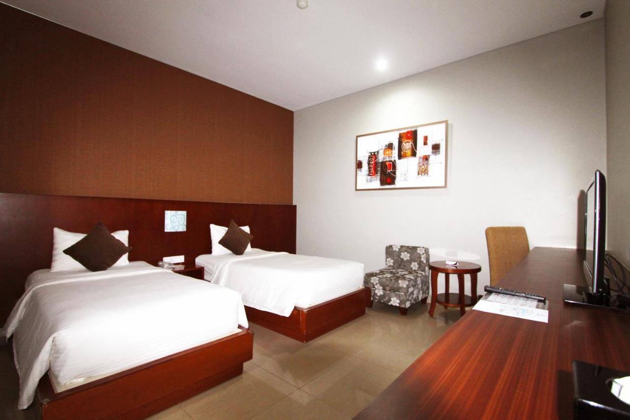 טנג'ונג פנדן Grand Hatika Hotel מראה חיצוני תמונה