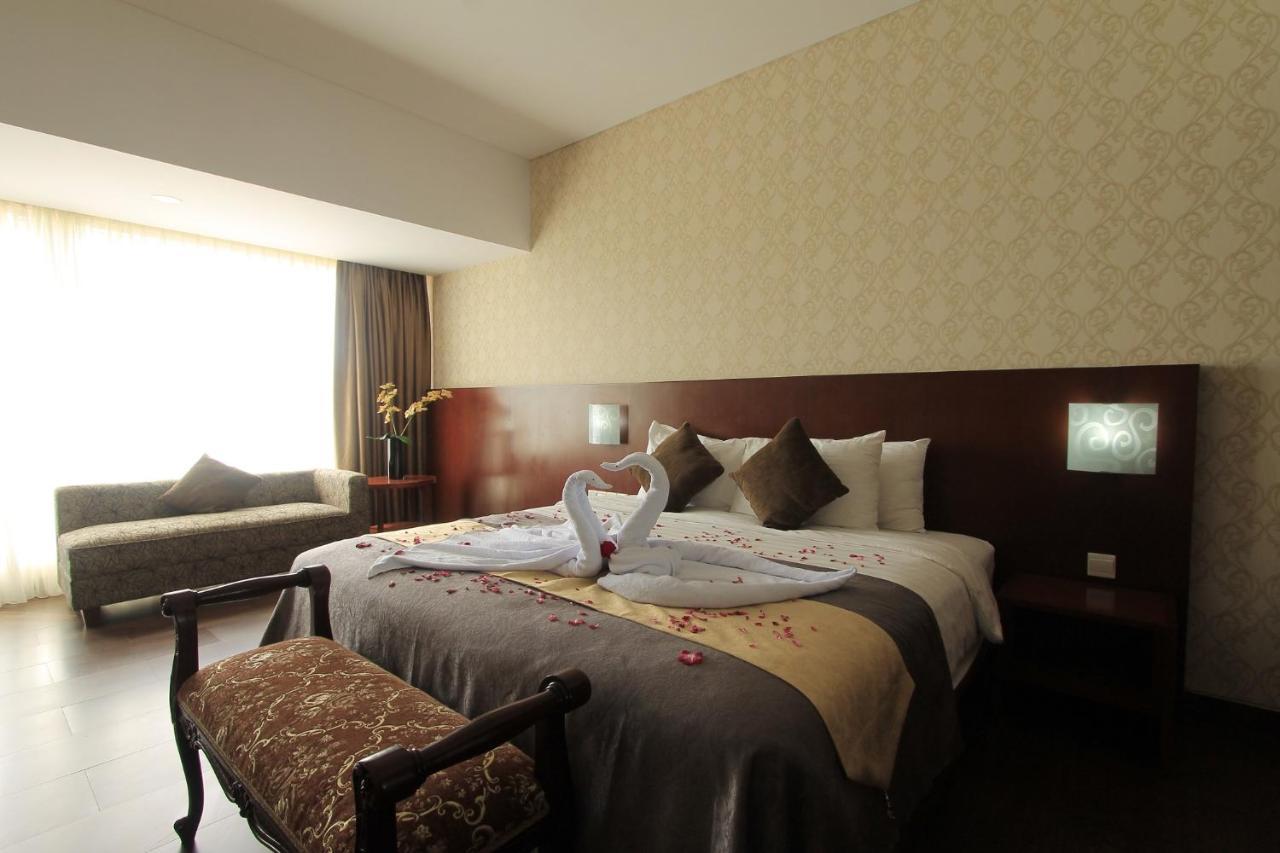 טנג'ונג פנדן Grand Hatika Hotel מראה חיצוני תמונה