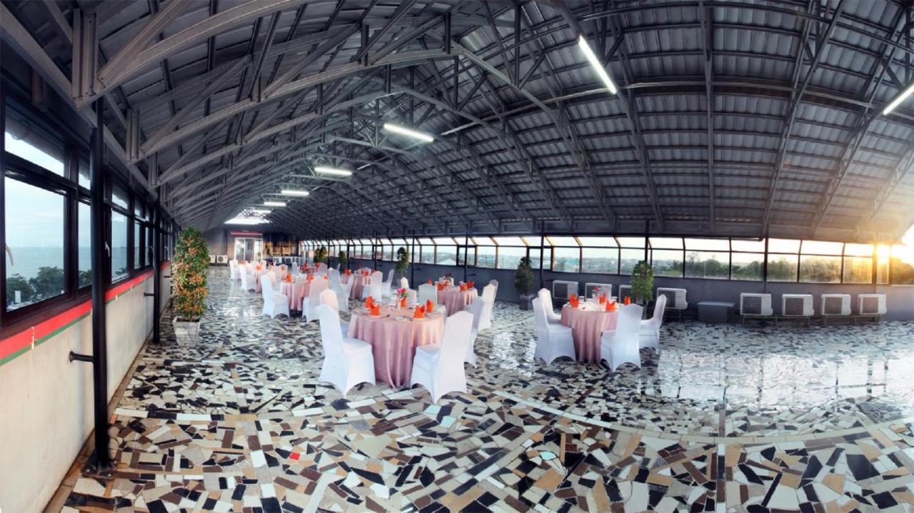 טנג'ונג פנדן Grand Hatika Hotel מראה חיצוני תמונה